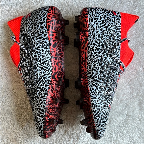 PUMA FUTURE 18.1 NETFIT TEXT HYFG SOCCER CLEATS - Picture 4 of 11